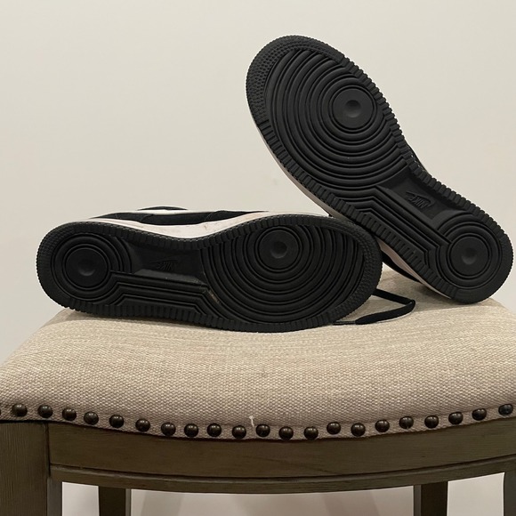 Nike Air Force 1 Low Black White Suede Men's Shoes Size 10.5 estimated - Picture 8 of 10